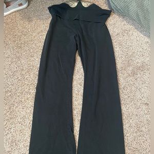VS yoga pants